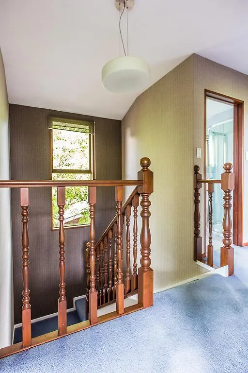 Semesterbostad Lovely Family Home Christchurch