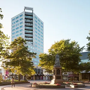 Crowne Plaza By Ihg Otel