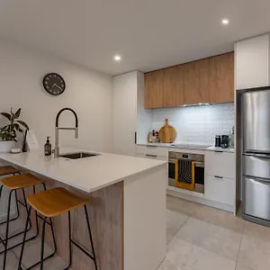 Holiday home Urban Nest - Entire Townhouse And Free Parking, Christchurch