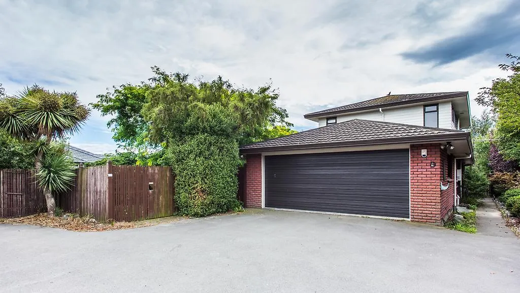 Lovely Family Home Christchurch